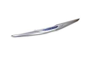 ZNACZEK PRZEDNI CHRYSLER 300 11R-